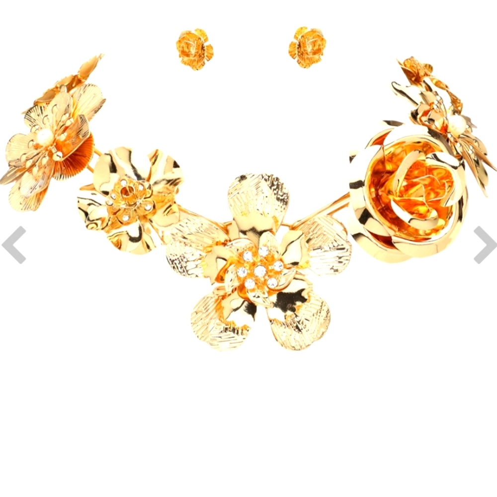 Pearl Pointed Metal Textured Flower Link Necklace. - Picture 1 of 2